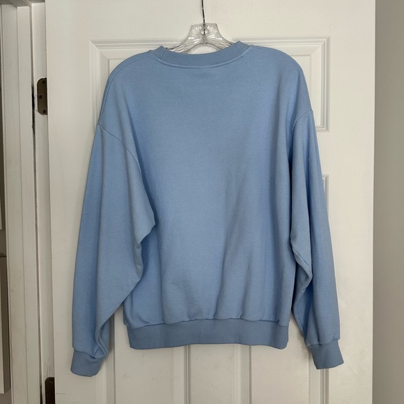 Alo Accolade Seashell Blue Crew Neck Sweatshirt - Picture 3 of 5